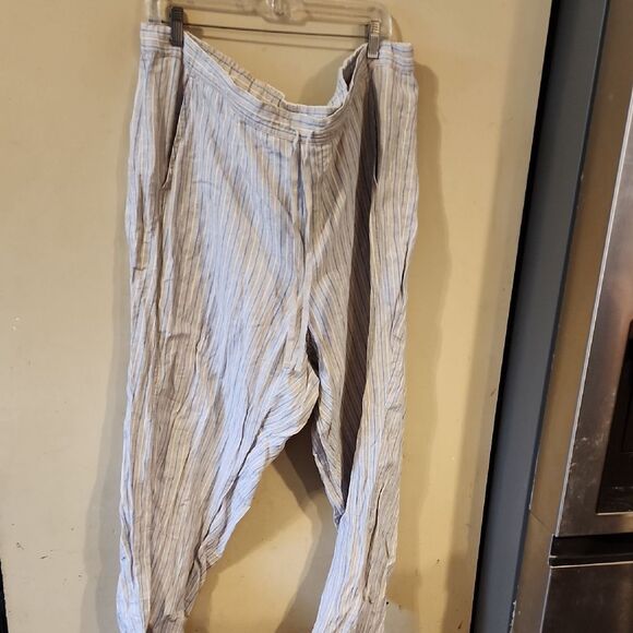 Gray Sweatpants with Elastic Waistband and Relaxed Fit - Picture 1 of 5